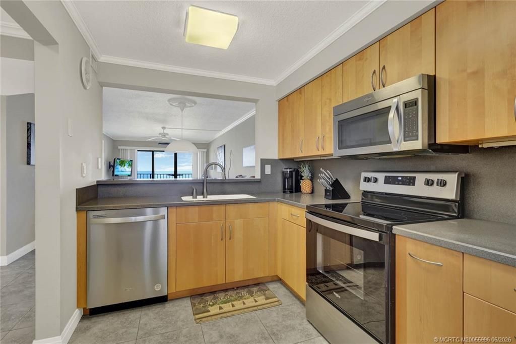 9490 S Ocean Drive, Unit 410, Jensen Beach, FL 34957 Photo