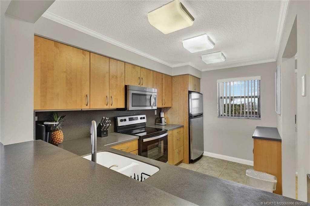 9490 S Ocean Drive, Unit 410, Jensen Beach, FL 34957 Photo