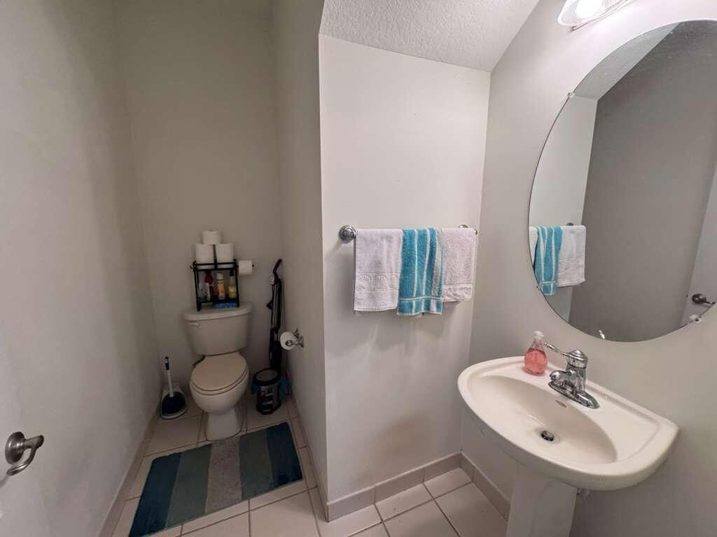 2812 Eagle Rock Circle, Unit 906, West Palm Beach, FL 33411 Photo