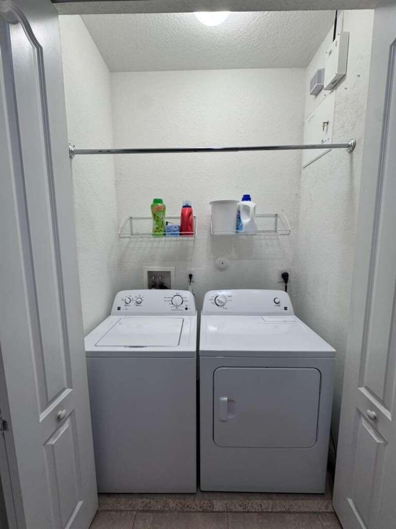 2812 Eagle Rock Circle, Unit 906, West Palm Beach, FL 33411 Photo