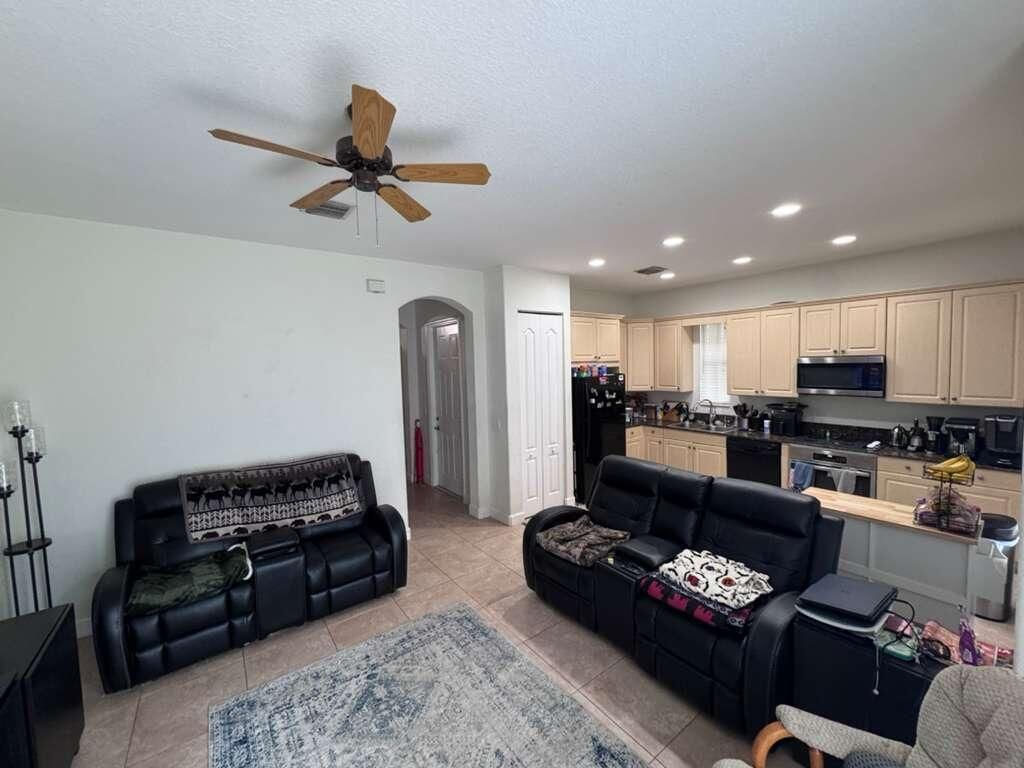 2812 Eagle Rock Circle, Unit 906, West Palm Beach, FL 33411 Photo