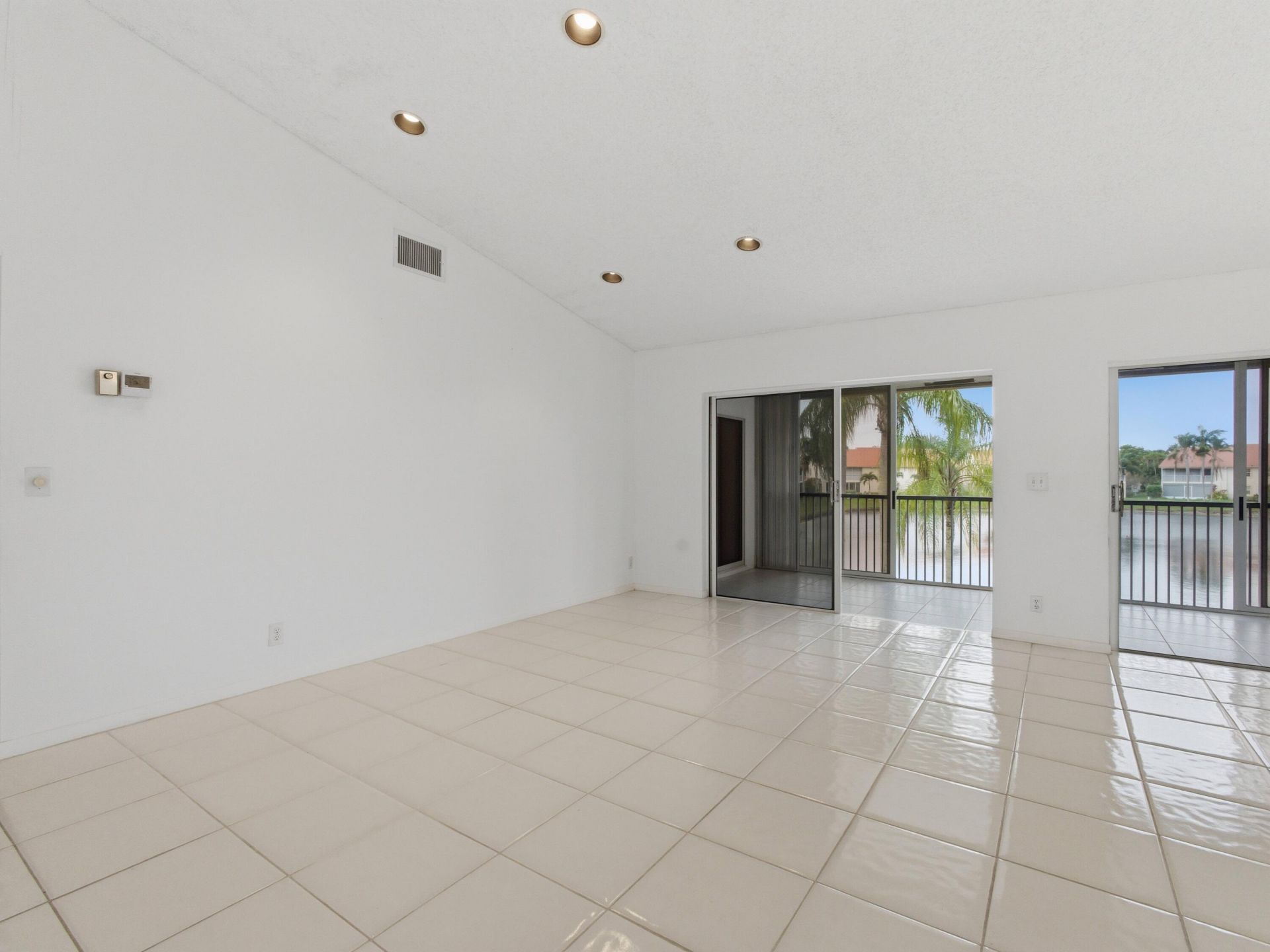 14383 Via Royal, Unit 3, Delray Beach, FL 33446 Photo