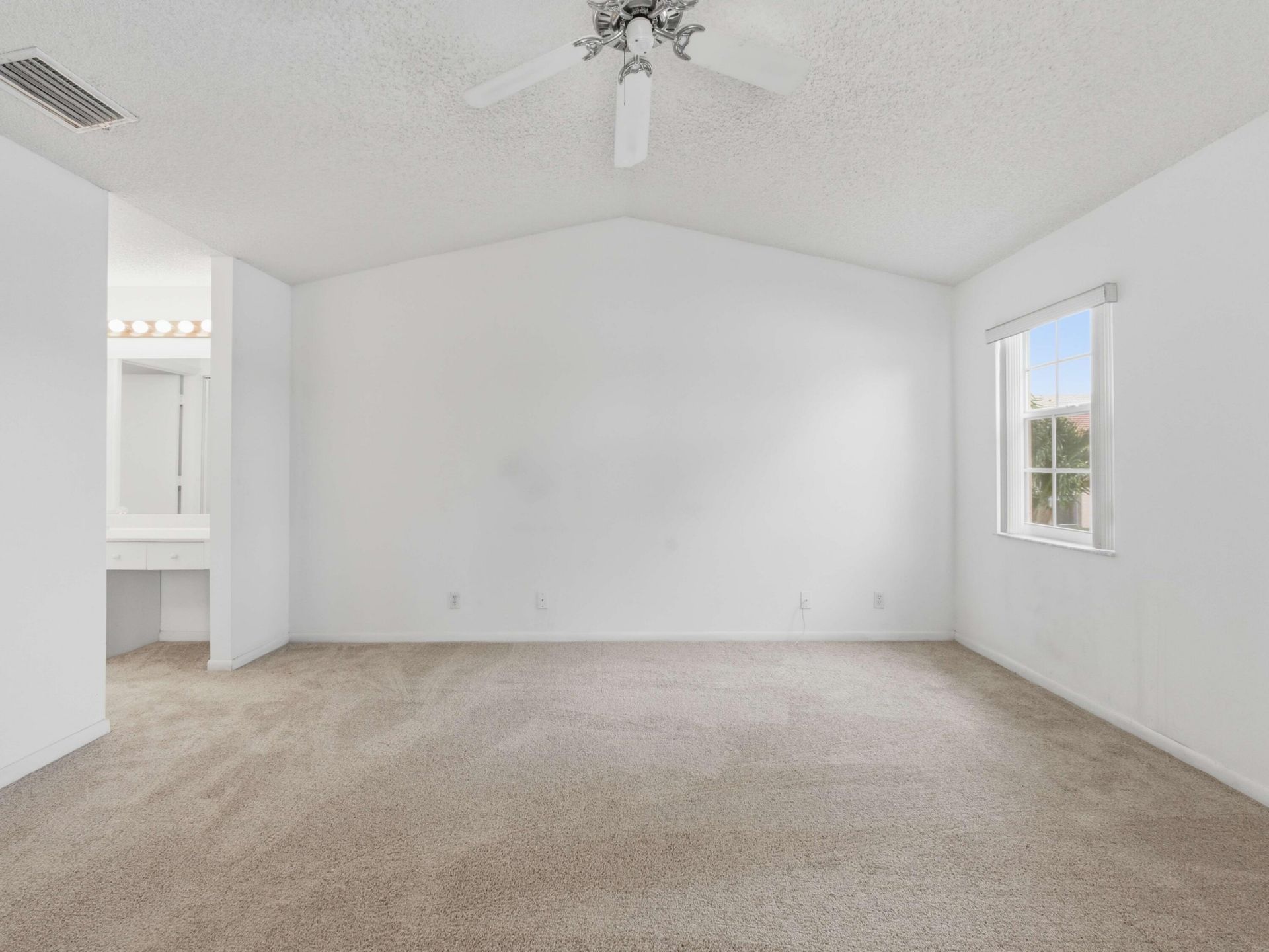 14383 Via Royal, Unit 3, Delray Beach, FL 33446 Photo