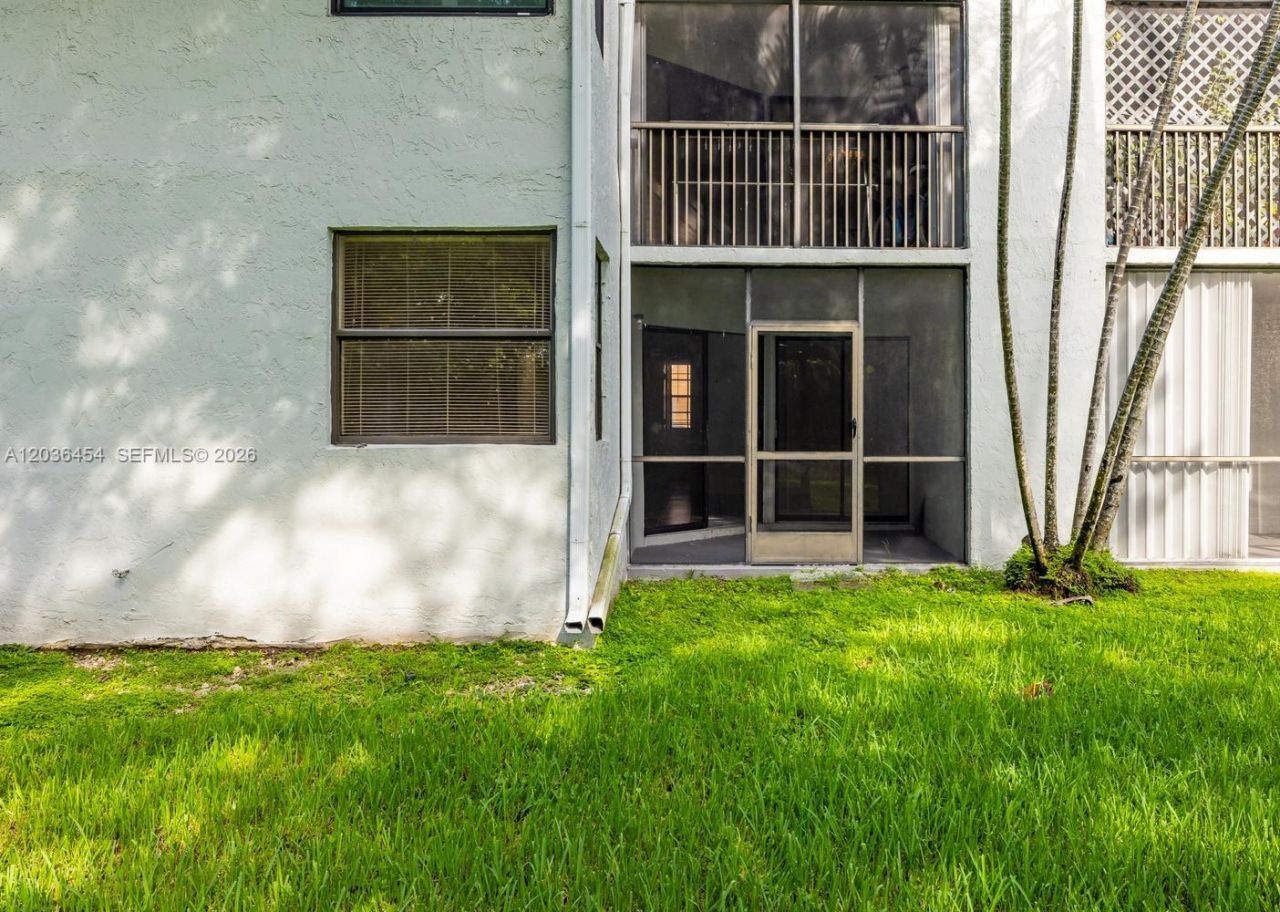 1055 N Franklin Ave , Unit 1055G, Homestead, FL 33034 Photo