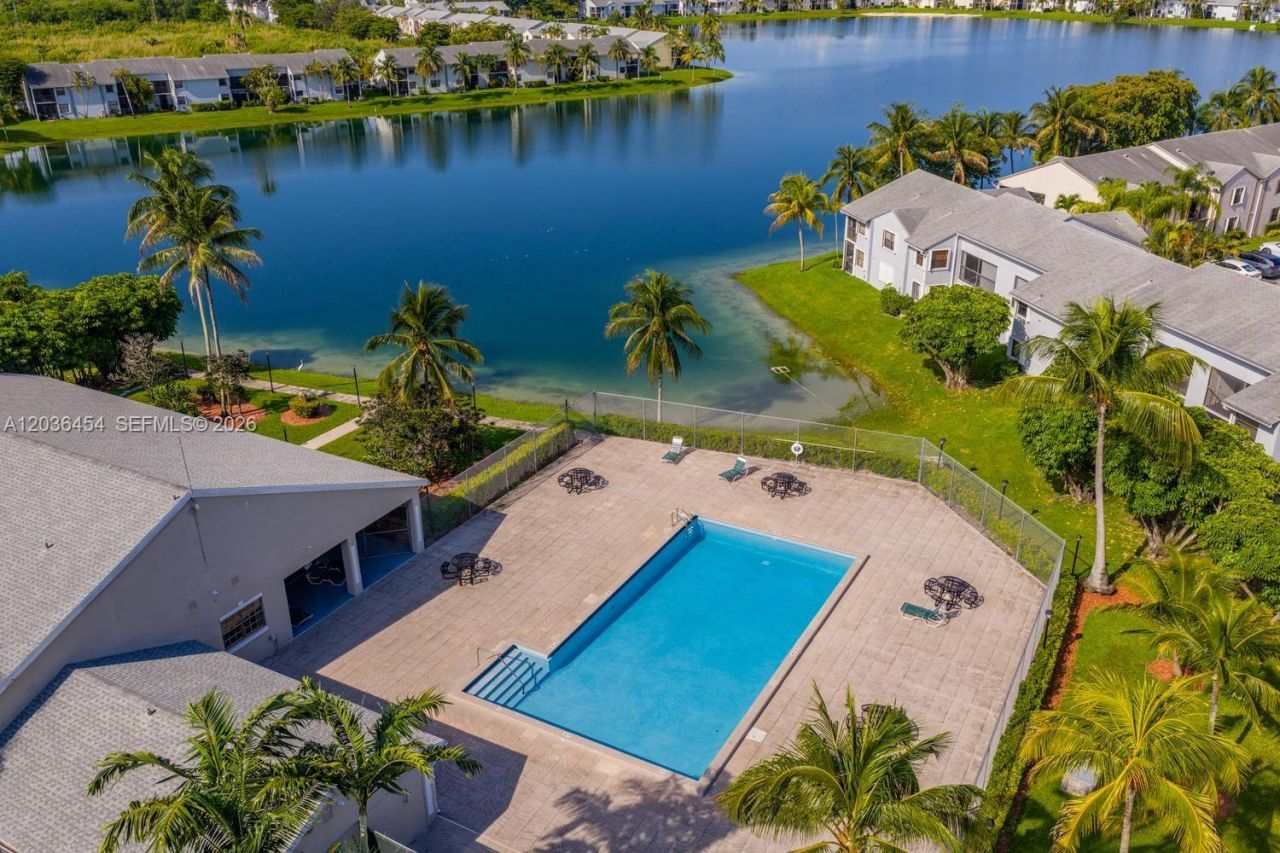1055 N Franklin Ave , Unit 1055G, Homestead, FL 33034 Photo