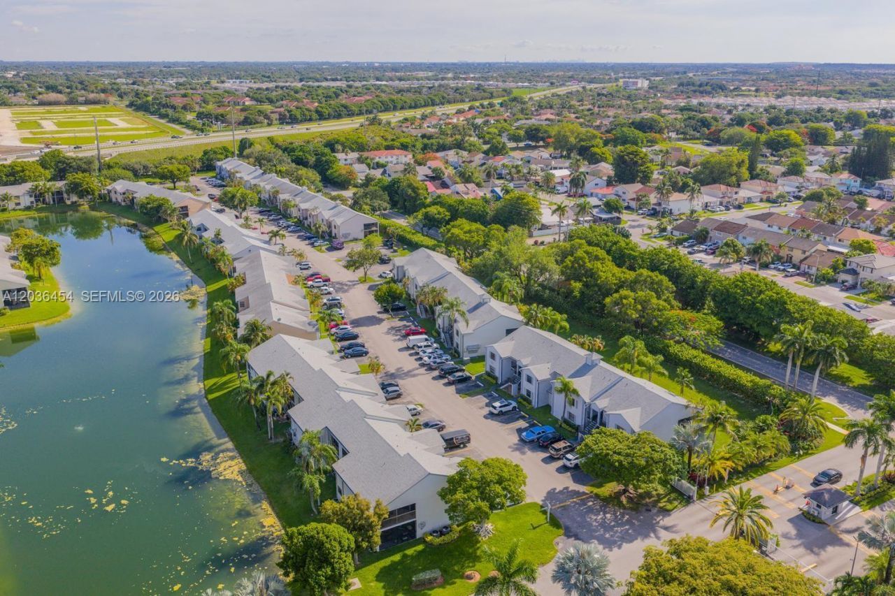 1055 N Franklin Ave , Unit 1055G, Homestead, FL 33034 Photo