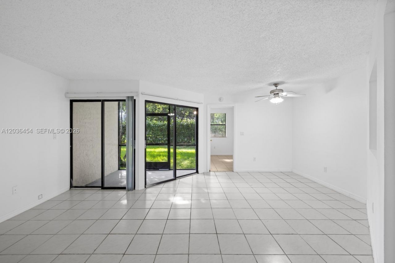 1055 N Franklin Ave , Unit 1055G, Homestead, FL 33034 Photo