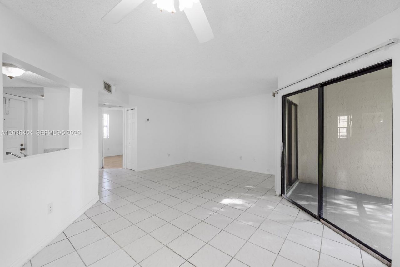 1055 N Franklin Ave , Unit 1055G, Homestead, FL 33034 Photo