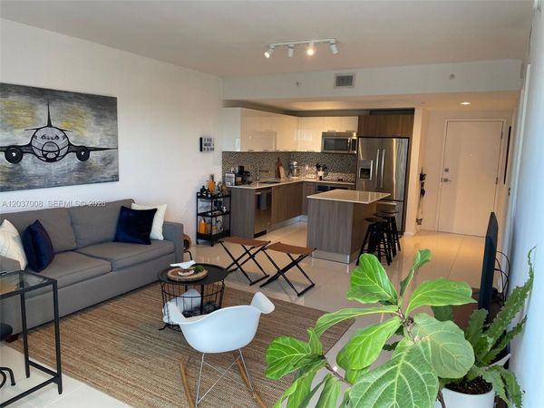 5300 Paseo Blvd, Unit 1007, Doral, FL 33166