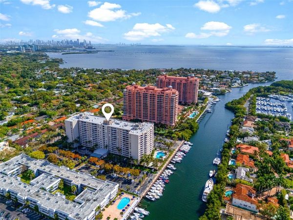 90 Edgewater Dr , Unit 1216, Coral Gables, FL 33133