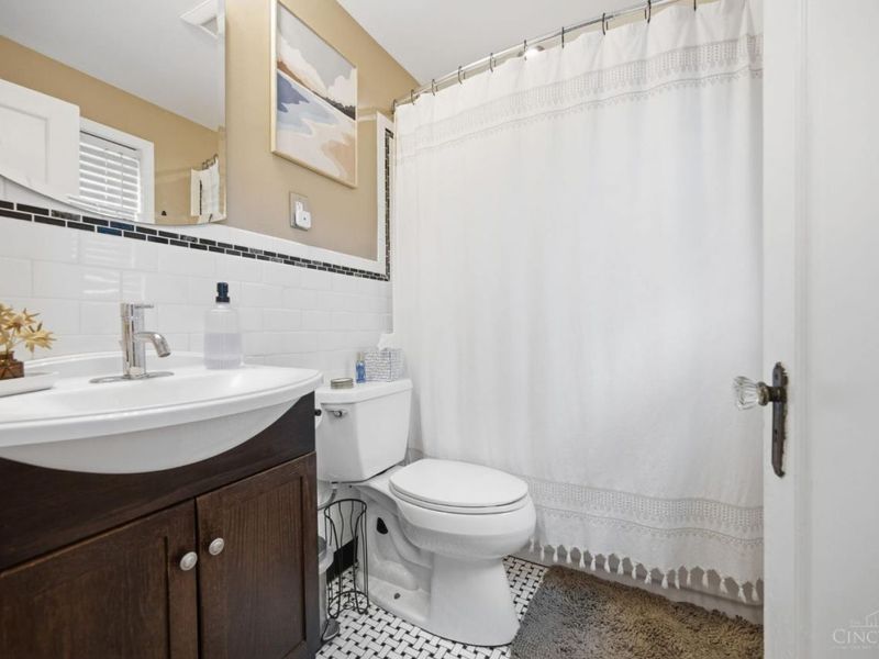 4158 Saint Lawrence Avenue, Cincinnati, OH 45205 Photo 23