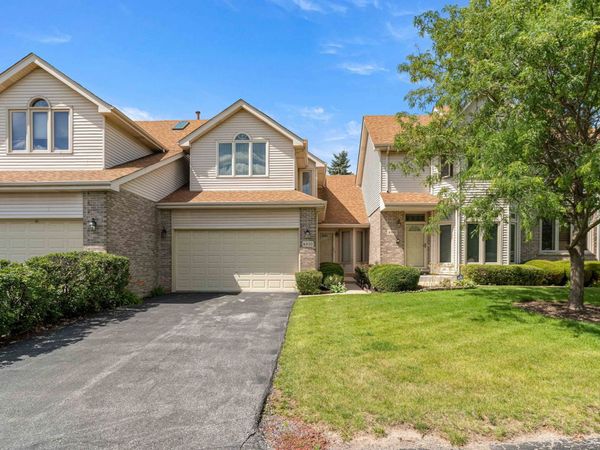 6930 Lexington Court , Tinley Park, IL 60477