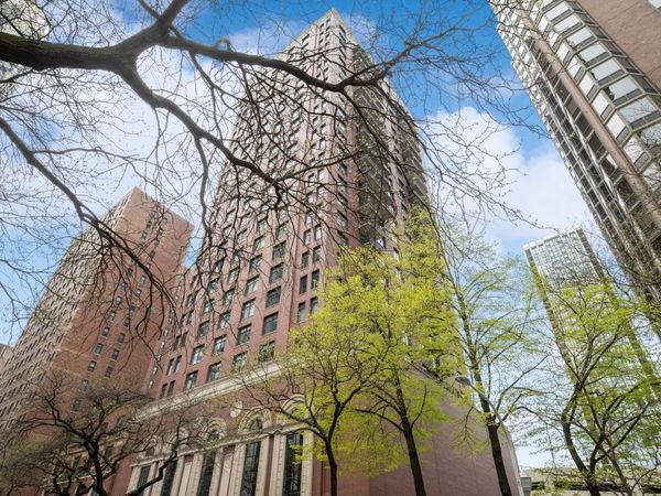 1122 N Dearborn Street , Unit 10C, Chicago, IL 60610