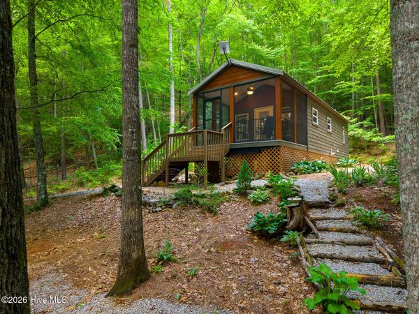 243 Jonquil Woods Road , Franklin, NC 28734