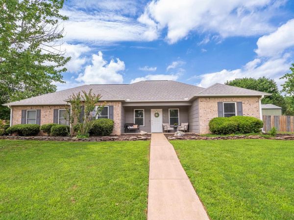 155 Mapleleaf Circle , Hot Springs, AR 71901