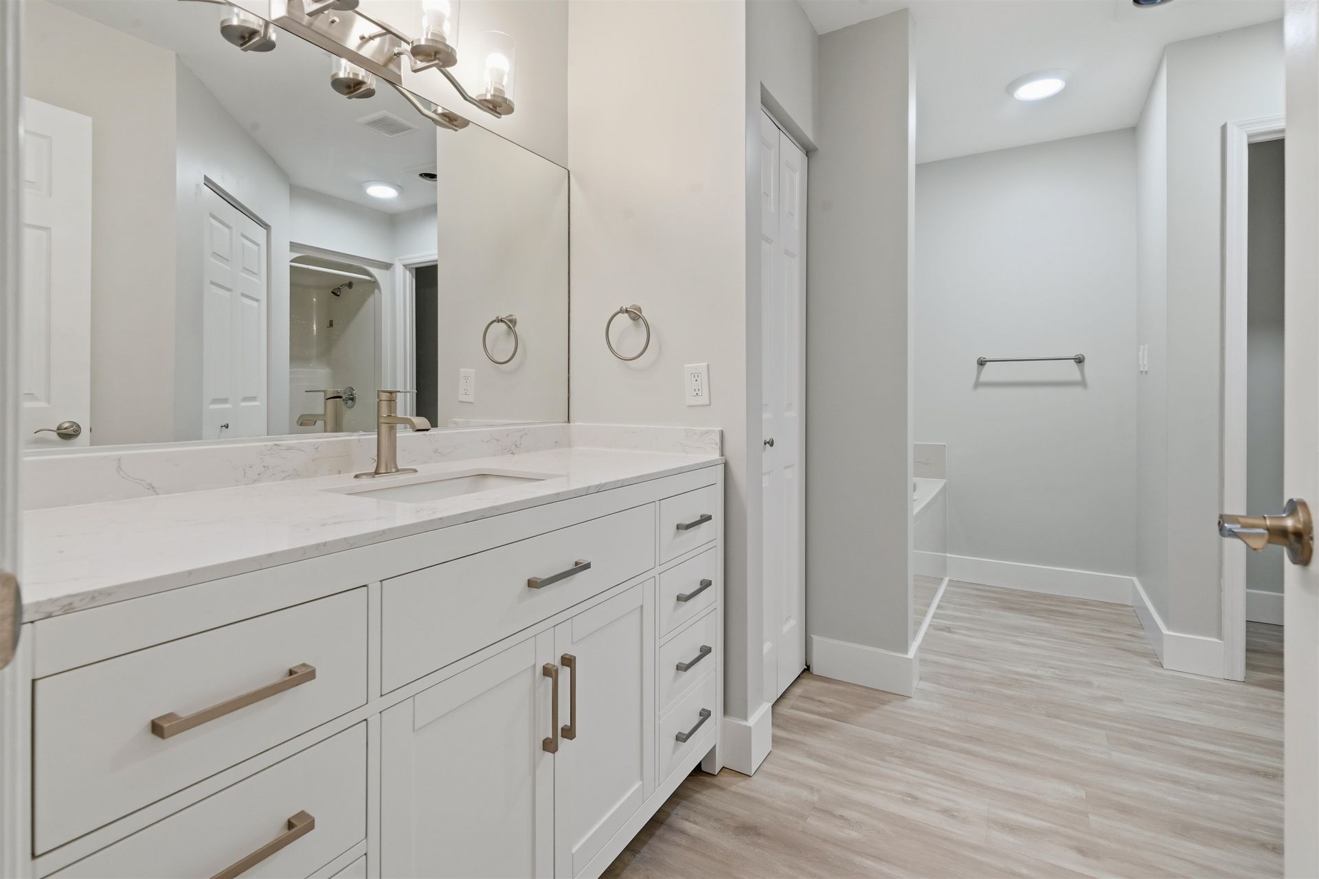 3112 Robyn Ct. Photo 14