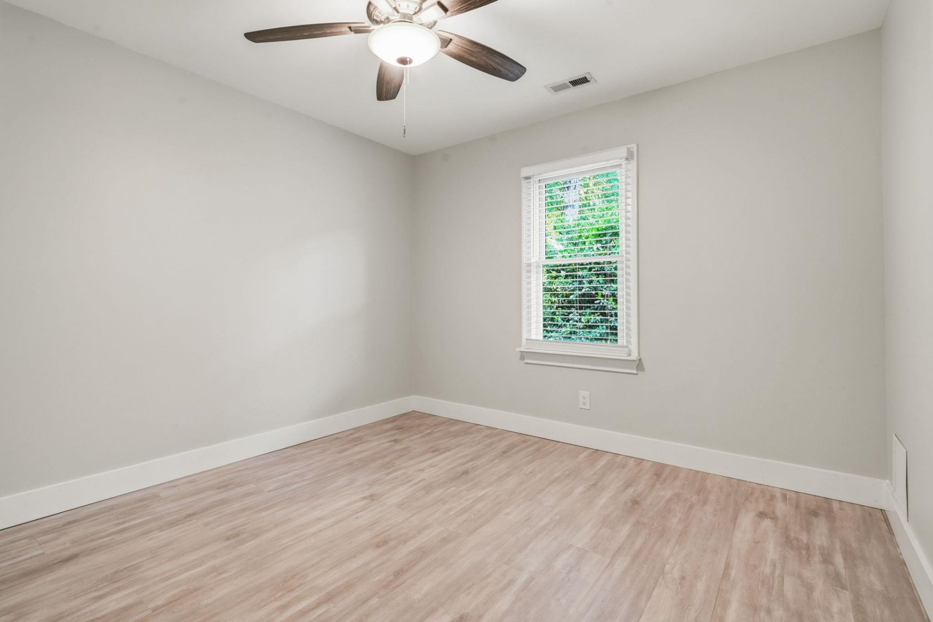 3112 Robyn Ct. Photo 19