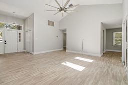 3112 Robyn Ct. photo 4