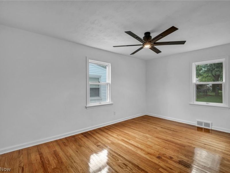 421 E 255th, Euclid, OH 44132 Photo 17
