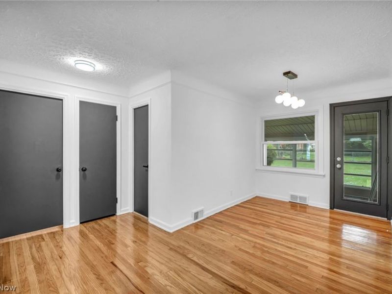 421 E 255th, Euclid, OH 44132 Photo 21