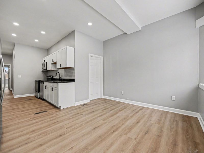 417 W 19th Street, Covington, KY 41014 Photo 3
