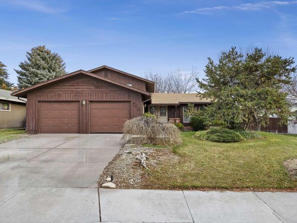 786 Meadows Drive, Twin Falls, ID 83301