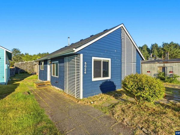 5024 SE Jetty Av, Lincoln City, OR 97367