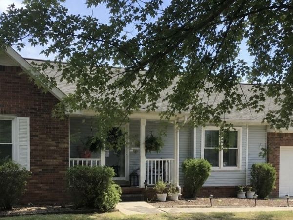 1387 William Suiters Ln, Clarksville, TN 37042