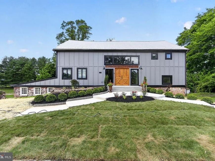 287 W Seven Stars Road, Phoenixville, PA 19460 Main Photo