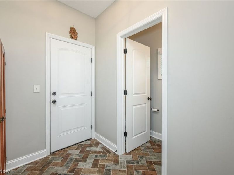 2473 Westwood Circle , Hudson, OH 44236 Photo 18