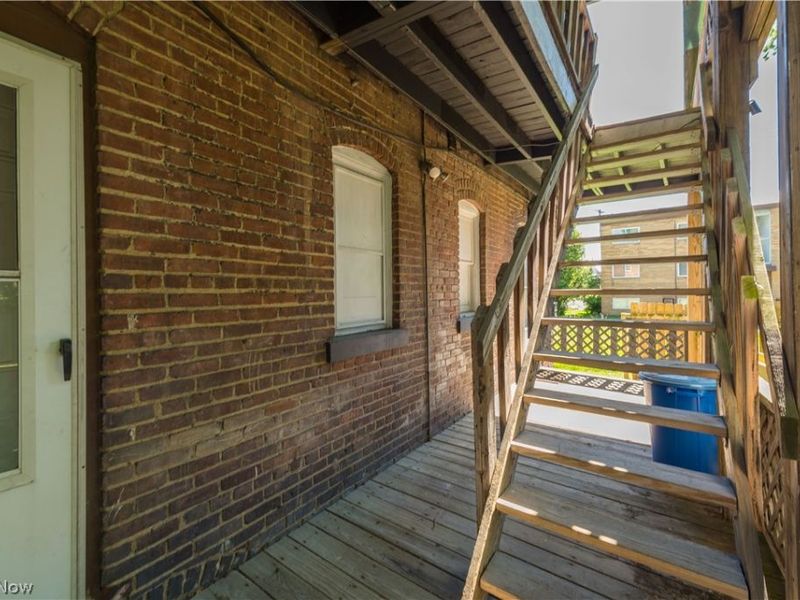 8005 Lake Avenue , Cleveland, OH 44102 Photo 34