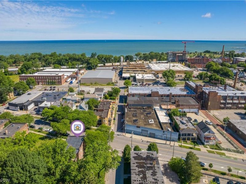 8005 Lake Avenue , Cleveland, OH 44102 Photo 36