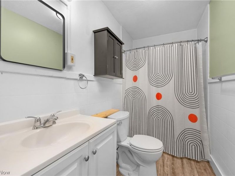 8005 Lake Avenue , Cleveland, OH 44102 Photo 9