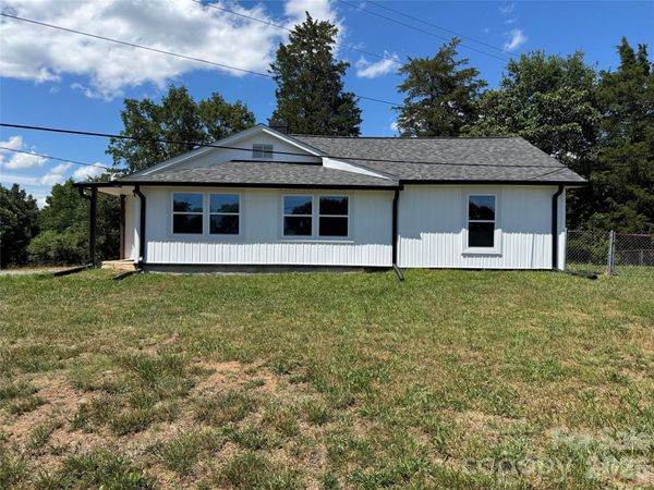 3812 Cliffside Road, Mooresboro, NC 28114