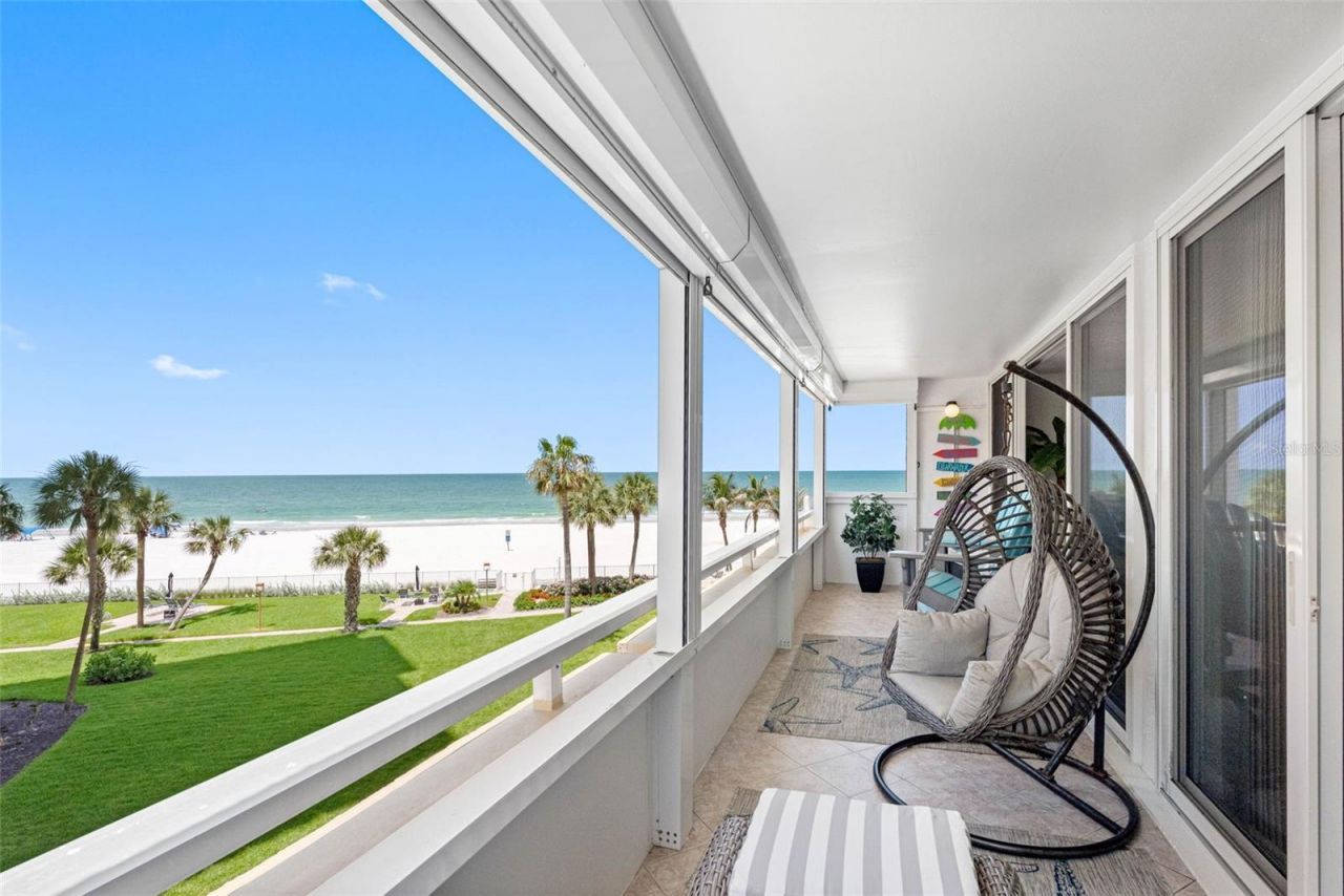 17920 Gulf Boulevard, Unit 302, Redington Shores, FL 33708 Photo