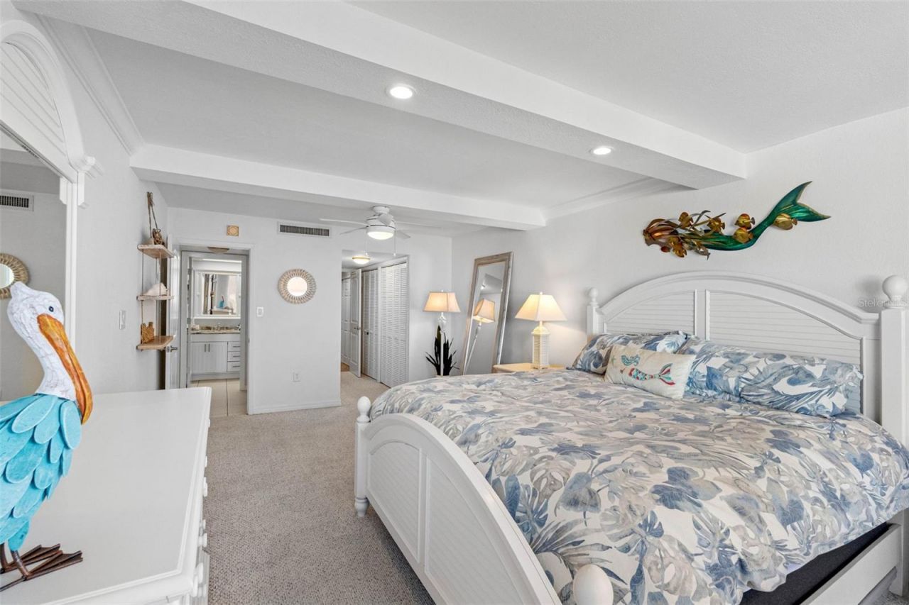 17920 Gulf Boulevard, Unit 302, Redington Shores, FL 33708 Photo