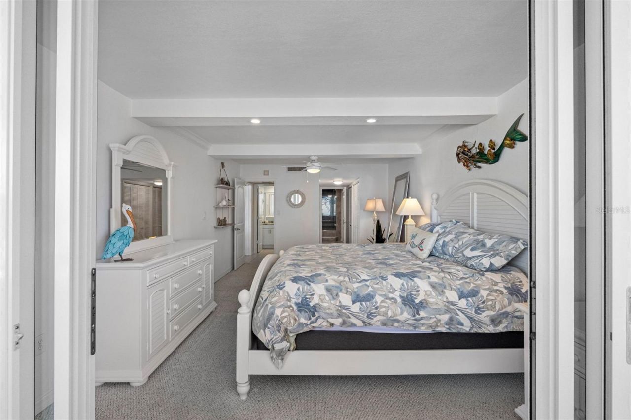 17920 Gulf Boulevard, Unit 302, Redington Shores, FL 33708 Photo