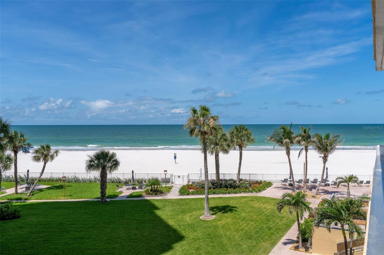 17920 Gulf Boulevard, Unit 302, Redington Shores, FL 33708 Photo