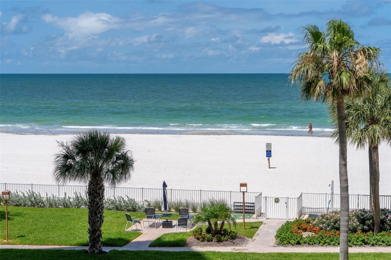 17920 Gulf Boulevard, Unit 302, Redington Shores, FL 33708 Photo