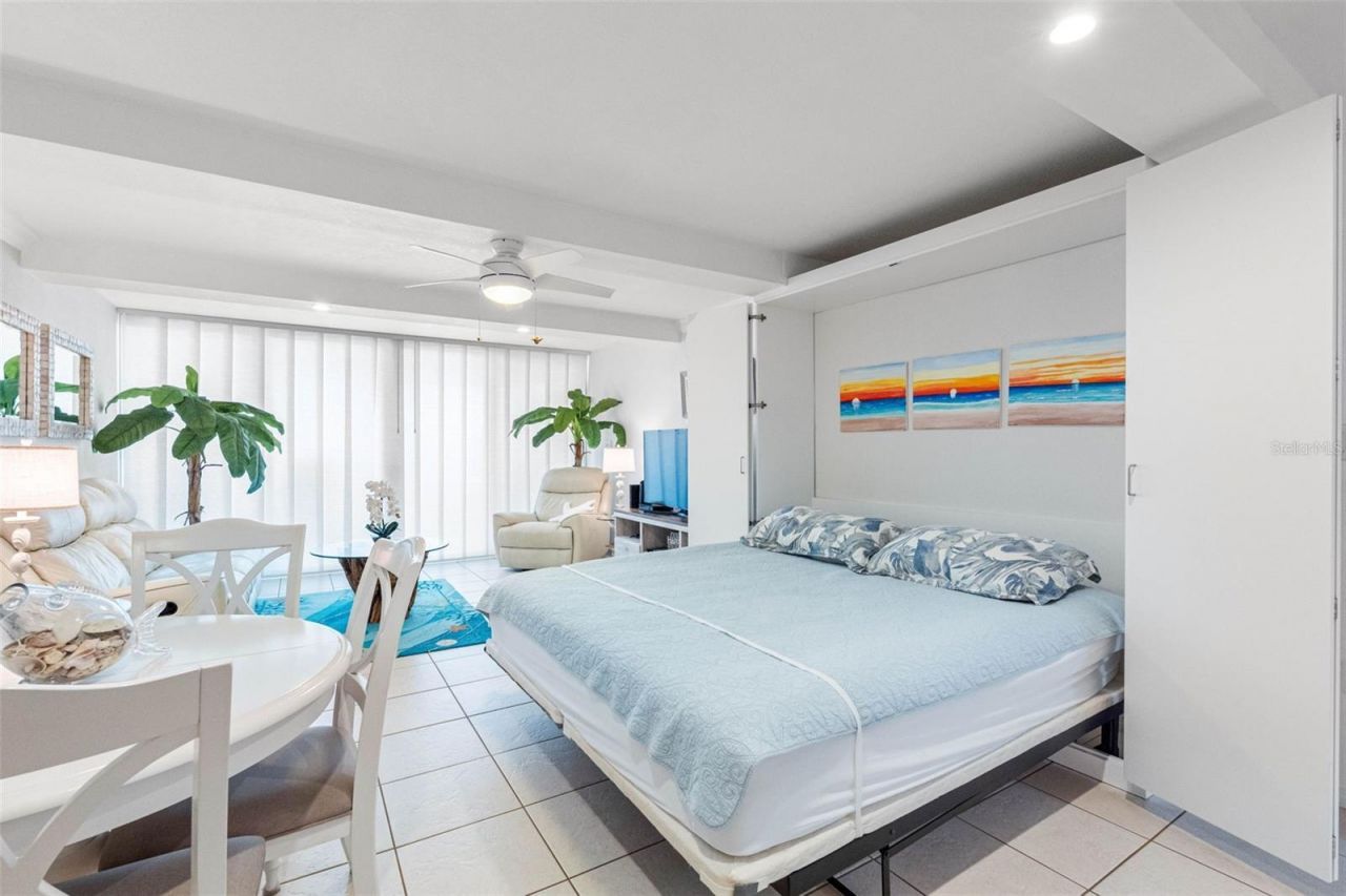 17920 Gulf Boulevard, Unit 302, Redington Shores, FL 33708 Photo