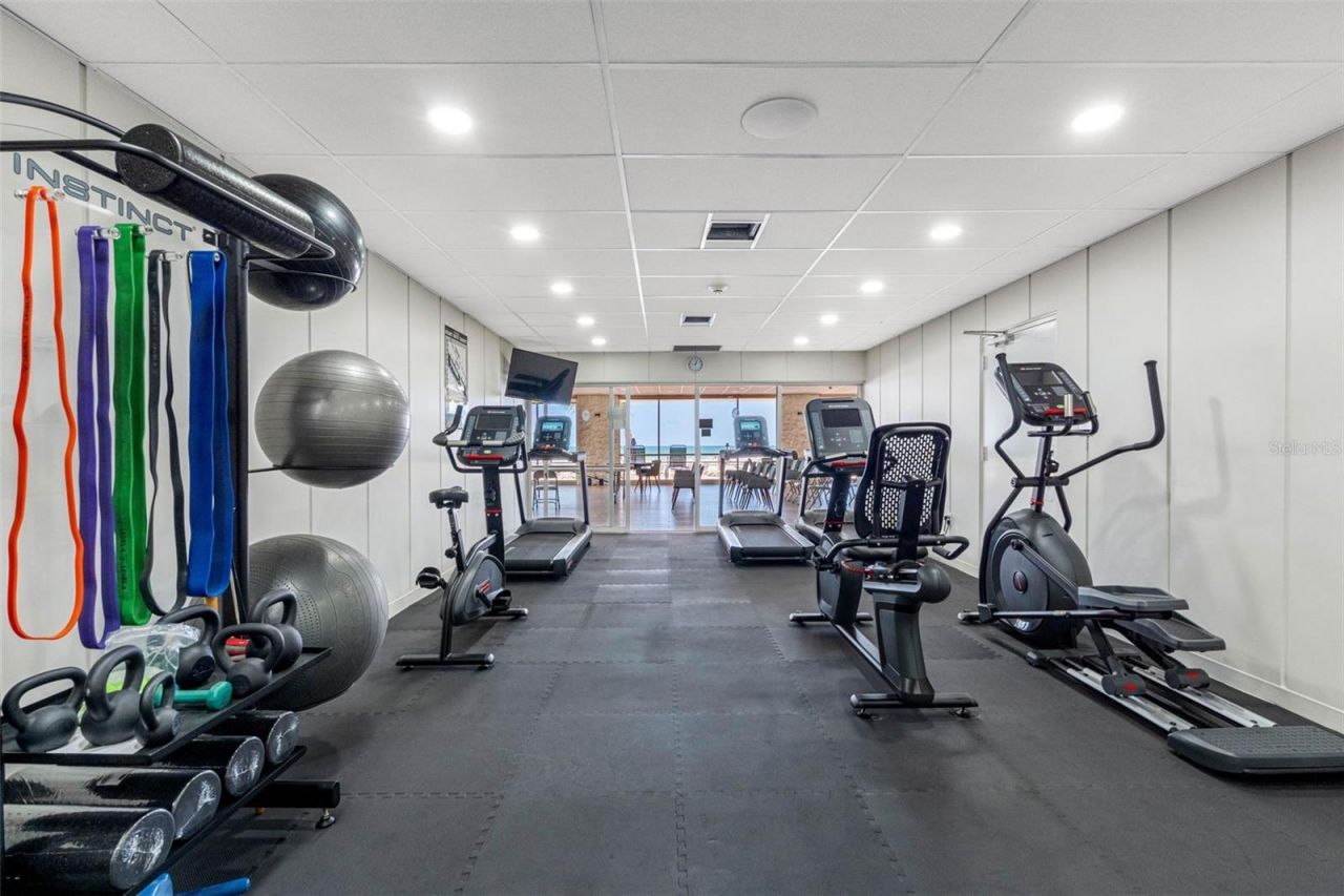 17920 Gulf Boulevard, Unit 302, Redington Shores, FL 33708 Photo