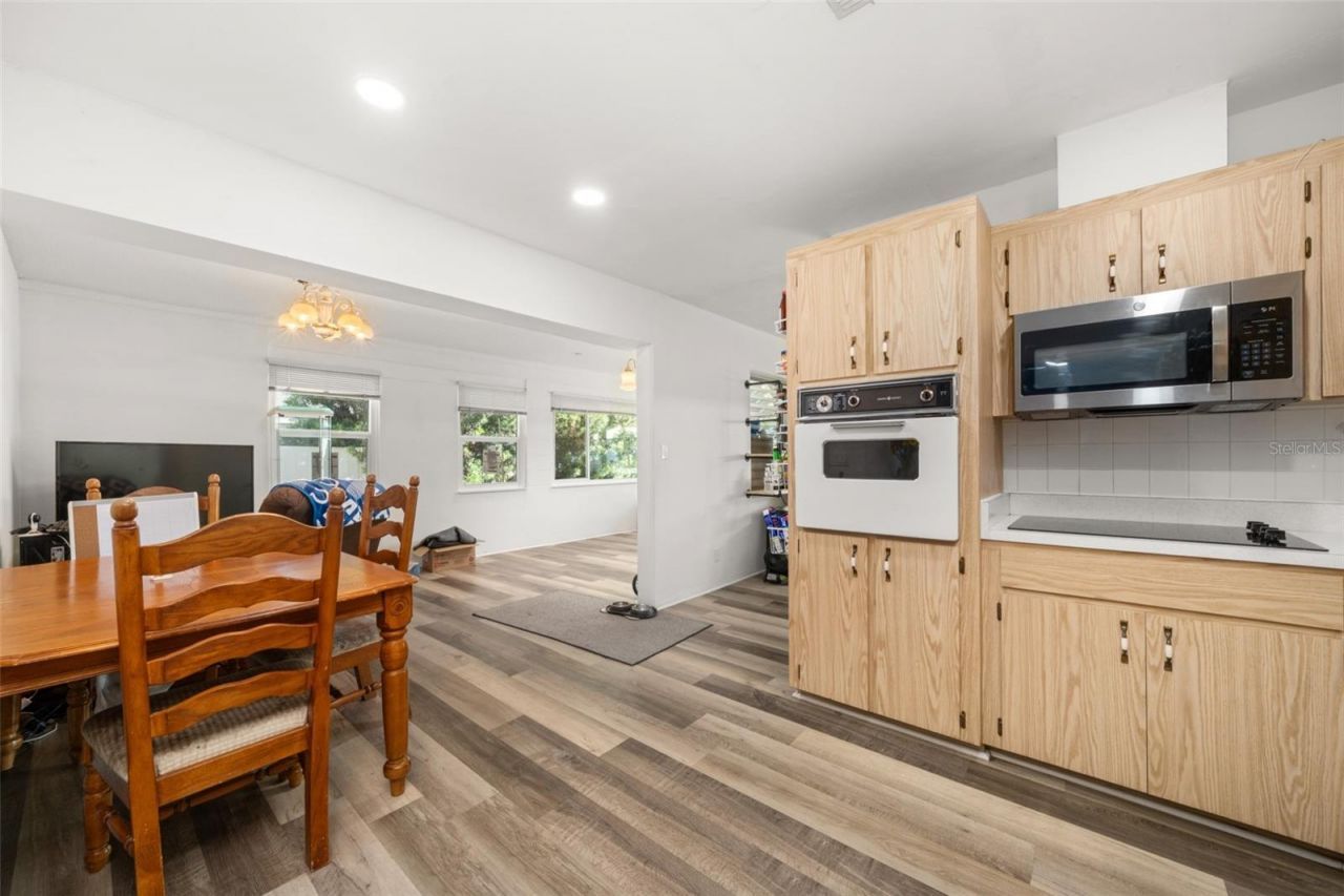 1018 Bellevue Avenue , Sebring, FL 33870 Photo