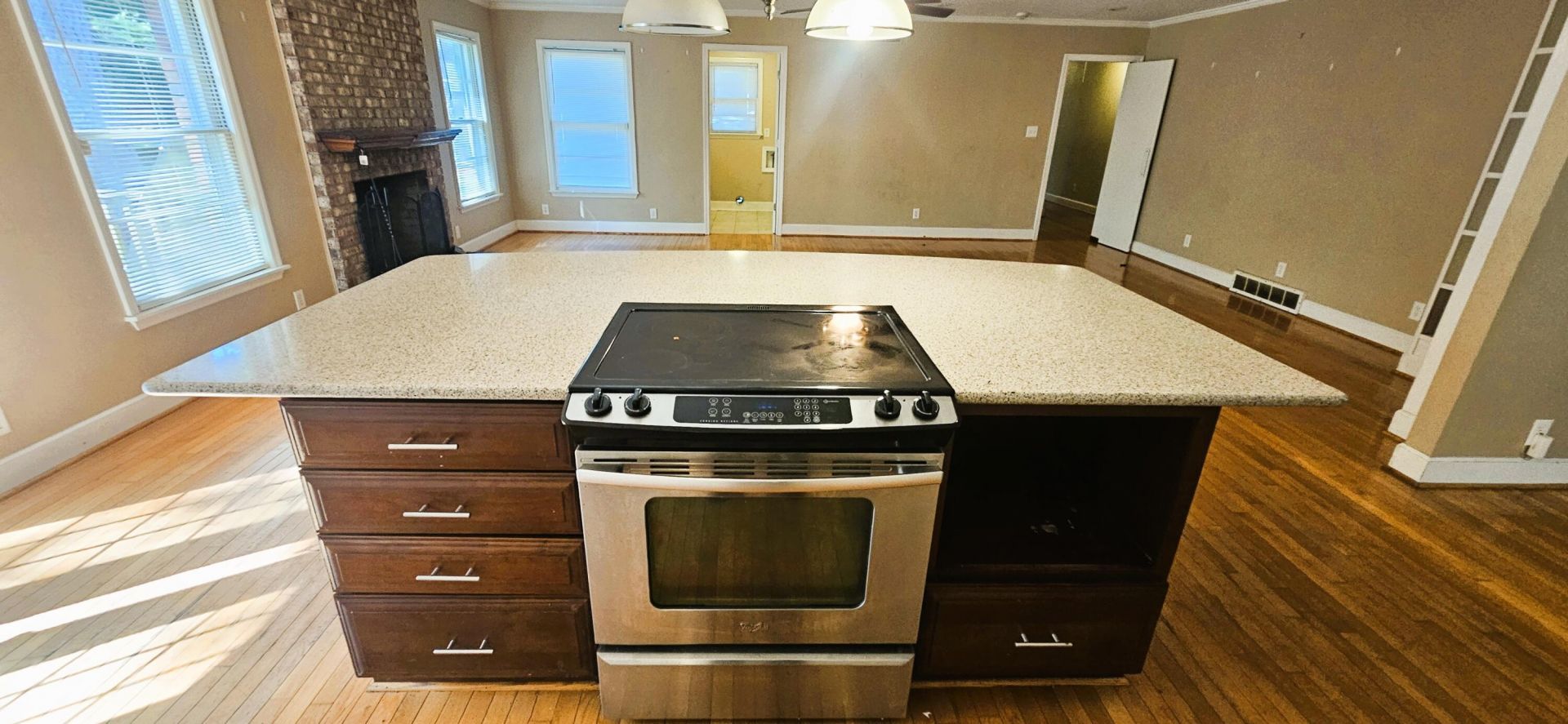 109 Joey Street Photo 7