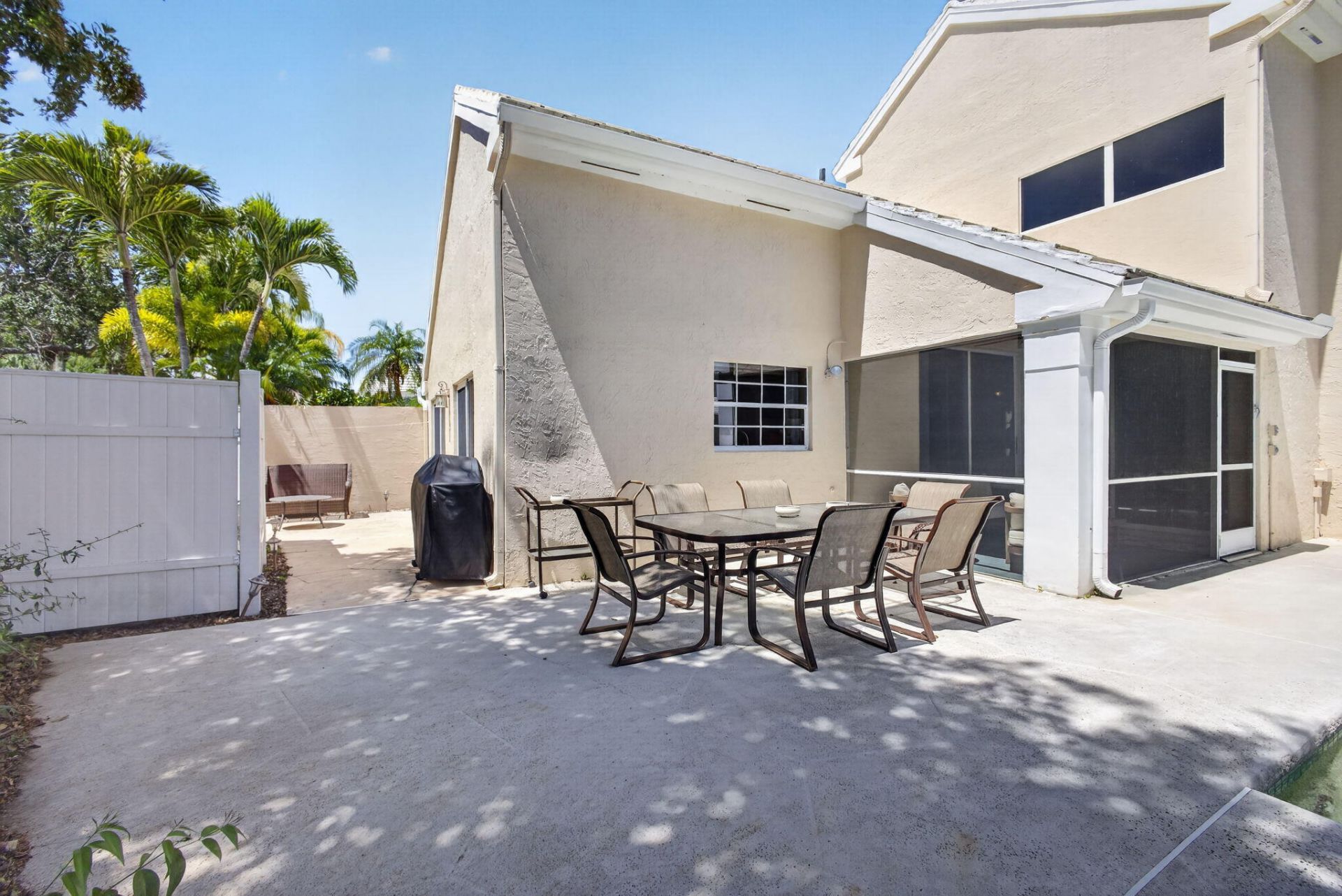 33 Selby Lane, Palm Beach Gardens, FL 33418 Photo
