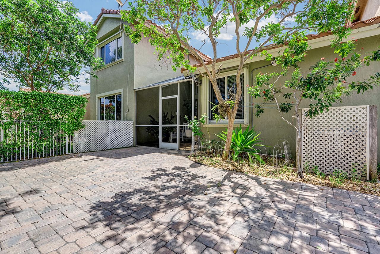 12573 NW 56th Drive, Coral Springs, FL 33076 Photo