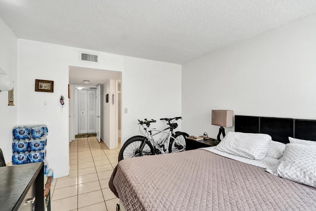 9430 Tangerine Place, Unit 104, Davie, FL 33324 Photo