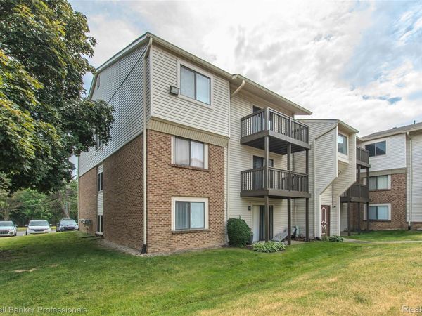 30078 W 12 Mile Rd, Unit 99, Farmington Hills, Mi 48334