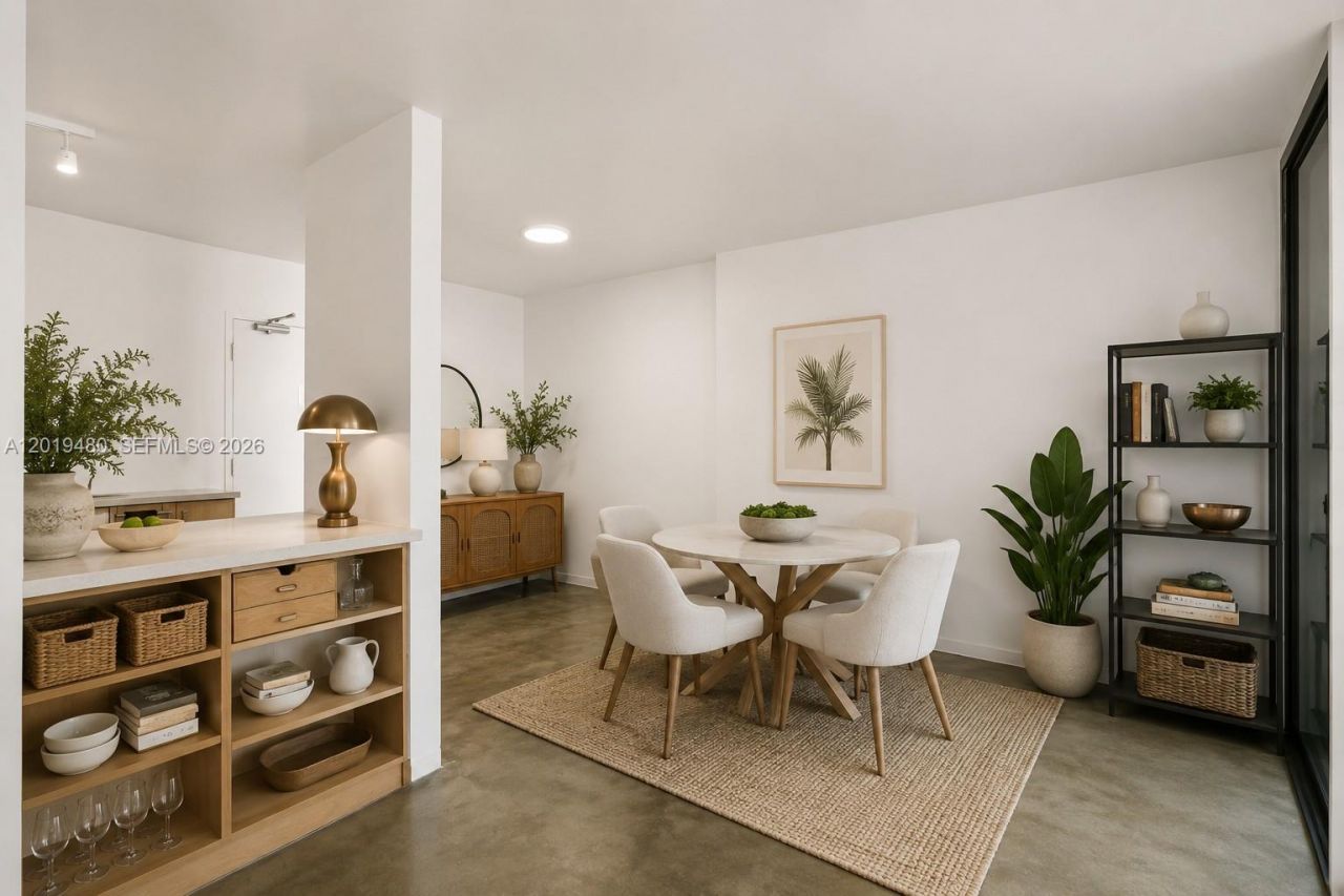 1200 West Ave, Unit 819, Miami Beach, FL 33139 Photo