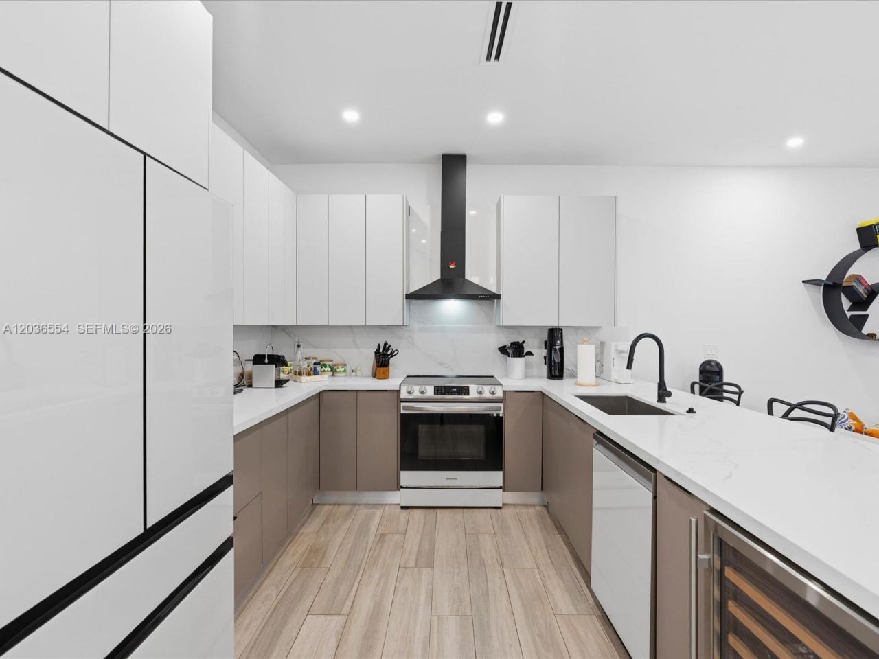 3266 SW 25th Ter, Unit 3266, Miami, FL 33133 Photo