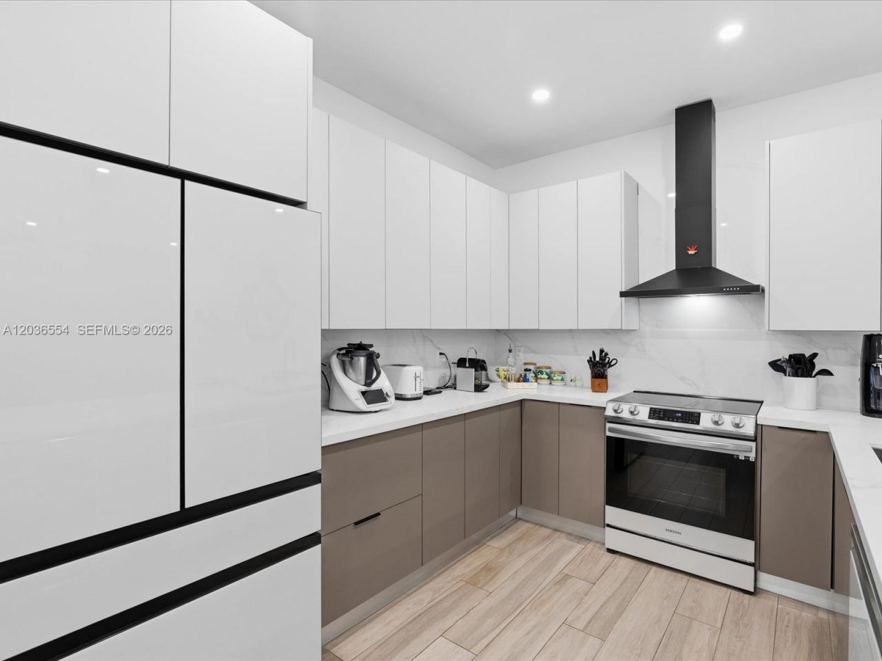 3266 SW 25th Ter, Unit 3266, Miami, FL 33133 Photo
